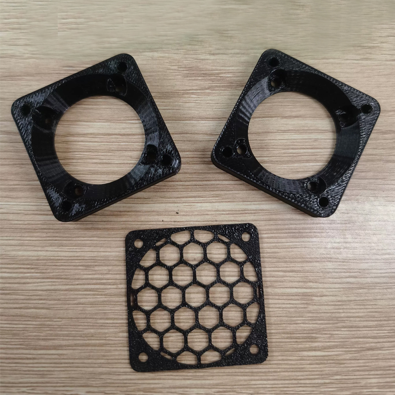 Drone 3D Modeling - 4 個 3D プリント 4028 冷却ファンマウントブラケット